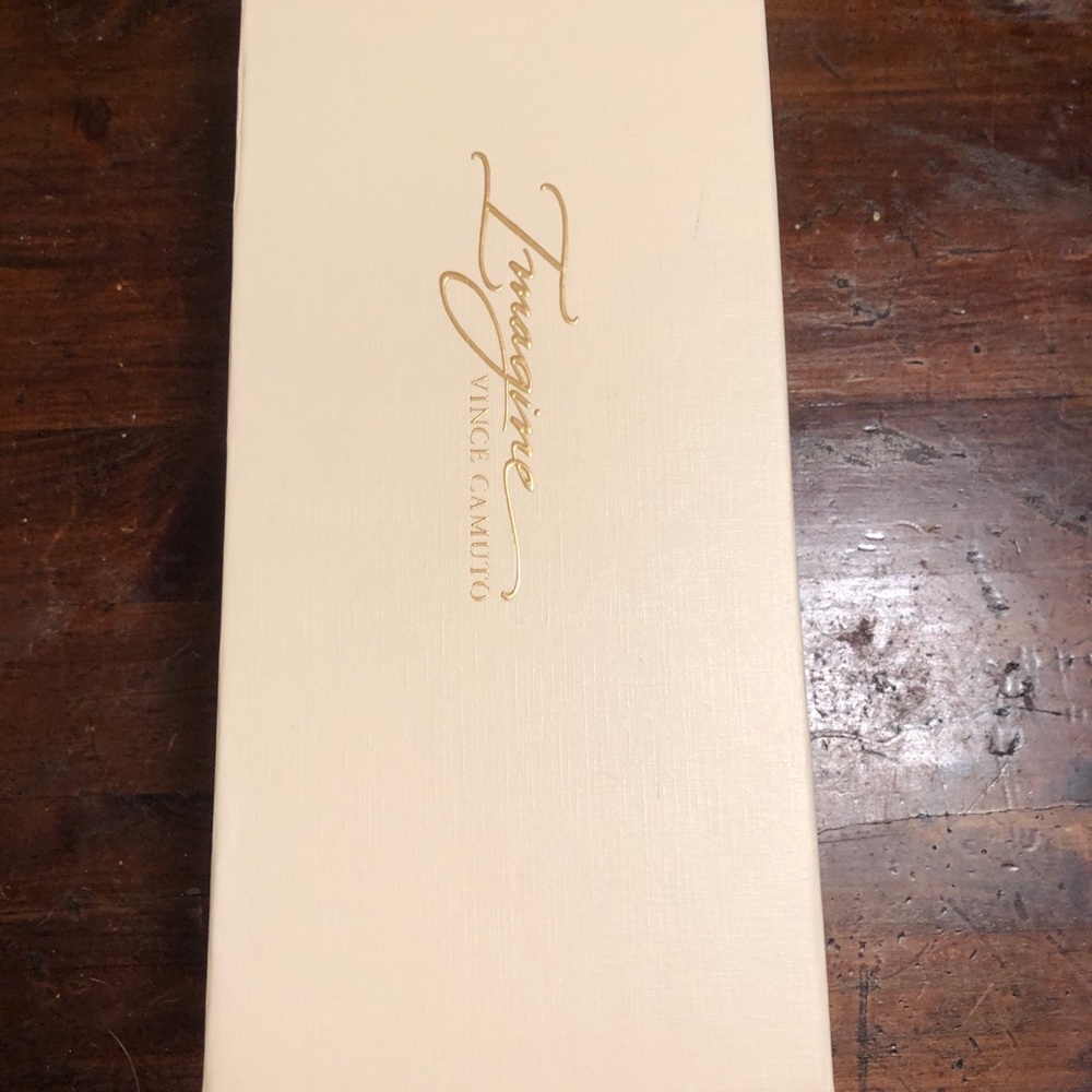 Vince Camuto Champagne Soft Gold Flats - Picture 5 of 5